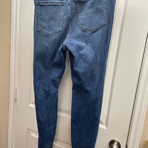 Lane Bryant Signature Fit Skinny Jean - Destructed Medium Wash Size 16W - Picture 10 of 11